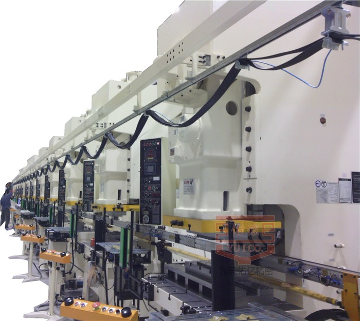 連桿式多工位機(jī)械手在沖壓自動(dòng)化中的應(yīng)用